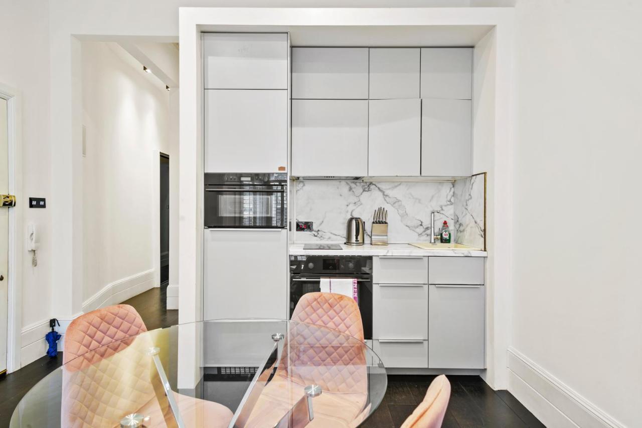 1 & 2 Bed Cosy Apartments Next To Earls Court Free Wifi Londra Esterno foto
