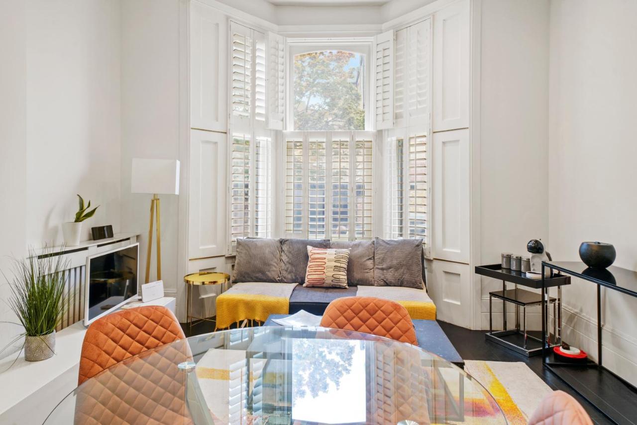 1 & 2 Bed Cosy Apartments Next To Earls Court Free Wifi Londra Esterno foto
