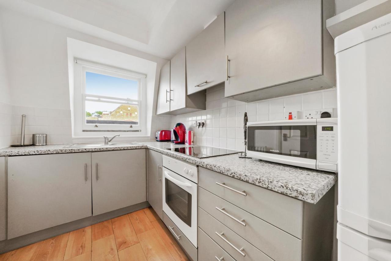 1 & 2 Bed Cosy Apartments Next To Earls Court Free Wifi Londra Esterno foto