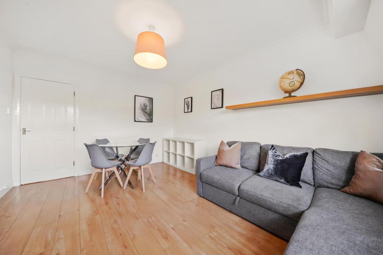1 & 2 Bed Cosy Apartments Next To Earls Court Free Wifi Londra Esterno foto